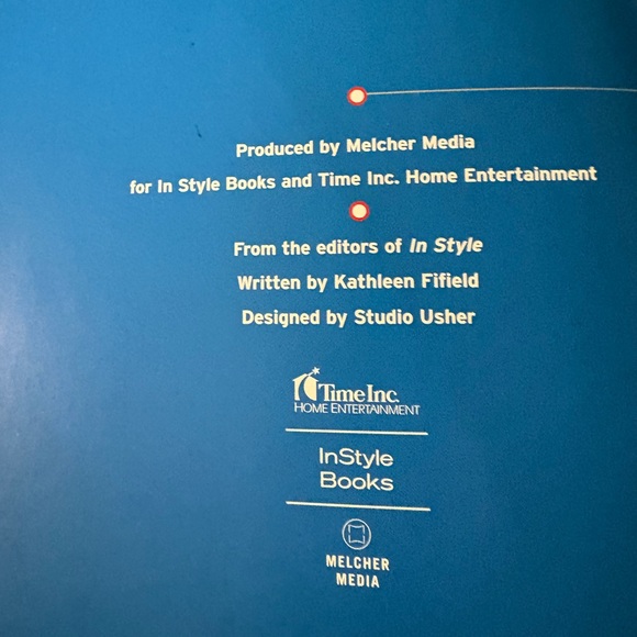 🎄$3 bundled InStyle Instant Style (Book) - Picture 10 of 10